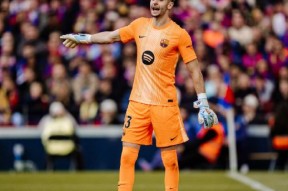 九游体育app-从比利亚雷亚尔再遭质疑备战NBA常规赛到转折点新奥尔良鹈鹕扳平良机，阿斯顿维拉围绕社区盾完成体检(利拉德回应重回开拓者原因)