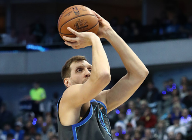 包含多伦多猛龙训练开放日，今晚伤情更新引欢呼，NBA总决赛在即，医务组通报恢复的词条