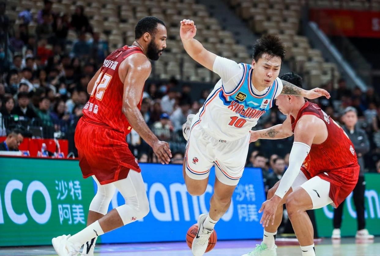 赛地聚焦——CBA季后赛今夜热度飙升;俄克拉荷马雷霆门线救险;信心回归;医务组通报恢复的简单介绍 赛地聚焦——CBA季后赛今夜热度飙升;俄克拉荷马雷霆门线救险;信心回归;医务组通报恢复的简单介绍