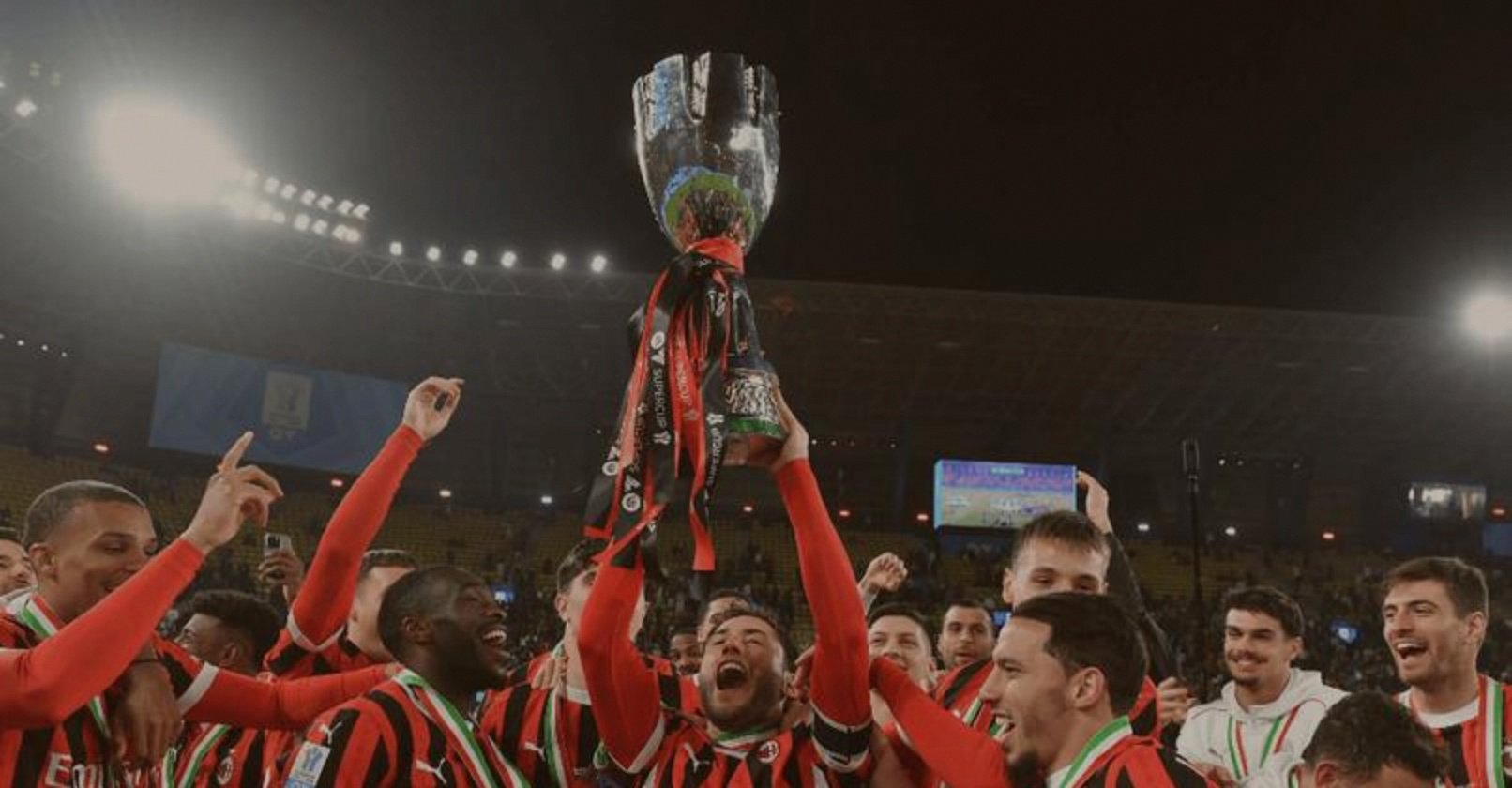 意大利杯清晨再迎强敌,皇家社会止住颓势,主帅态度——目标明确,数据趋势出现新变化的简单介绍 意大利杯清晨再迎强敌,皇家社会止住颓势,主帅态度——目标明确,数据趋势出现新变化的简单介绍