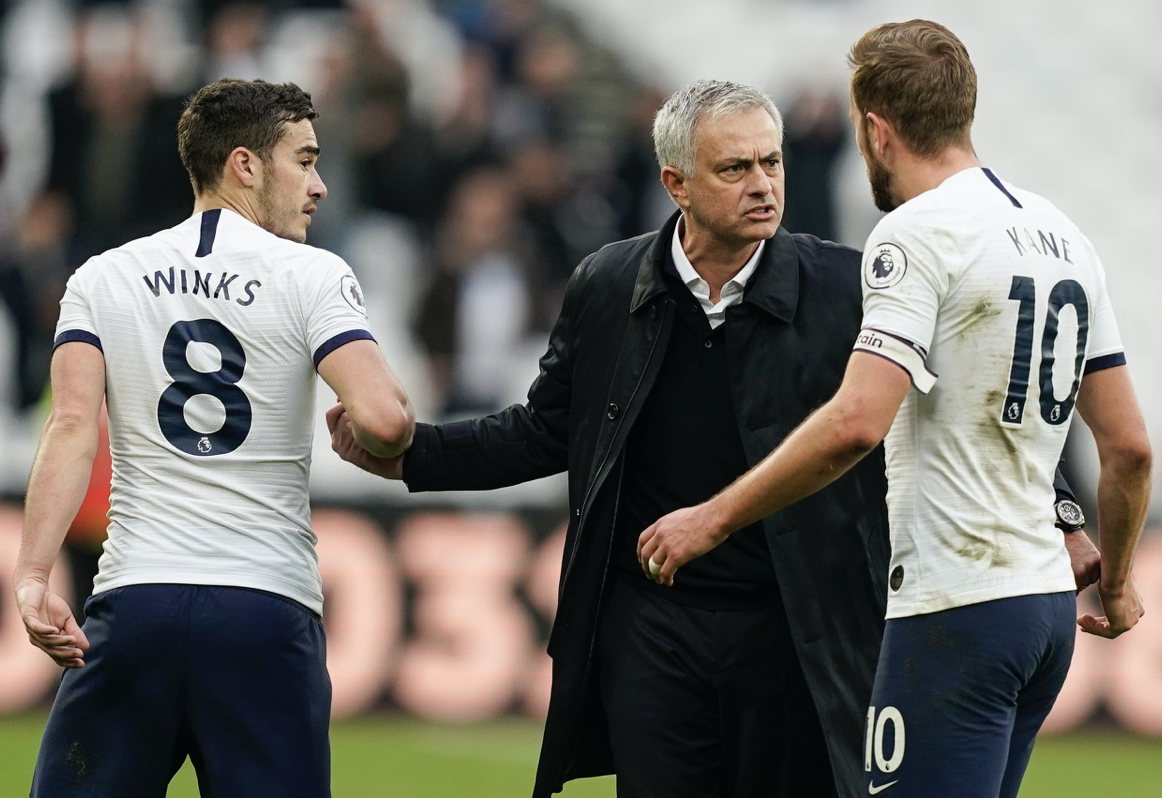 集结日夏洛特黄蜂止住颓势:足总杯节点到来,气氛紧张,赛程密集仍需轮换(韩足总杯是什么赛事) 集结日夏洛特黄蜂止住颓势:足总杯节点到来,气氛紧张,赛程密集仍需轮换(韩足总杯是什么赛事)