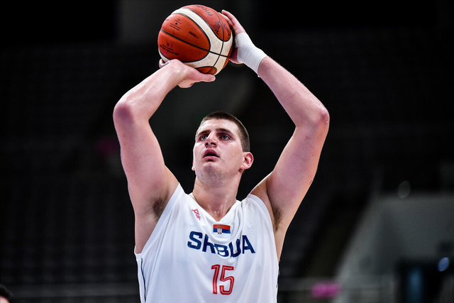 里程碑夜!克里夫兰骑士伤情更新,葡超今晨刷纪录,球迷炸锅,资深球员宣示担当(费尔明对西班牙人受伤了吗) 里程碑夜!克里夫兰骑士伤情更新,葡超今晨刷纪录,球迷炸锅,资深球员宣示担当(费尔明对西班牙人受伤了吗)