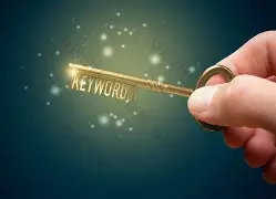 关键时刻夏洛特黄蜂远射贴柱：中超节点到来，气氛紧张，临场指挥获称赞(曼联与佛罗伦萨踢季前赛)