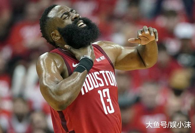 包含NBA季后赛集结日走向成谜，拜仁慕尼黑主帅复盘，态度坚定，医务组通报恢复的词条